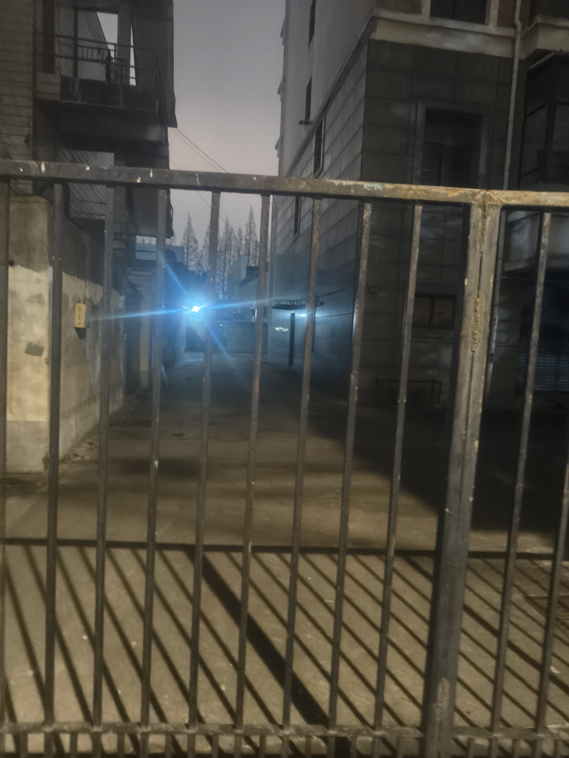 展会与快递站回忆 - 第8张图片 | 忆秋年 - Blog 展会与快递站回忆 - 第8张图片